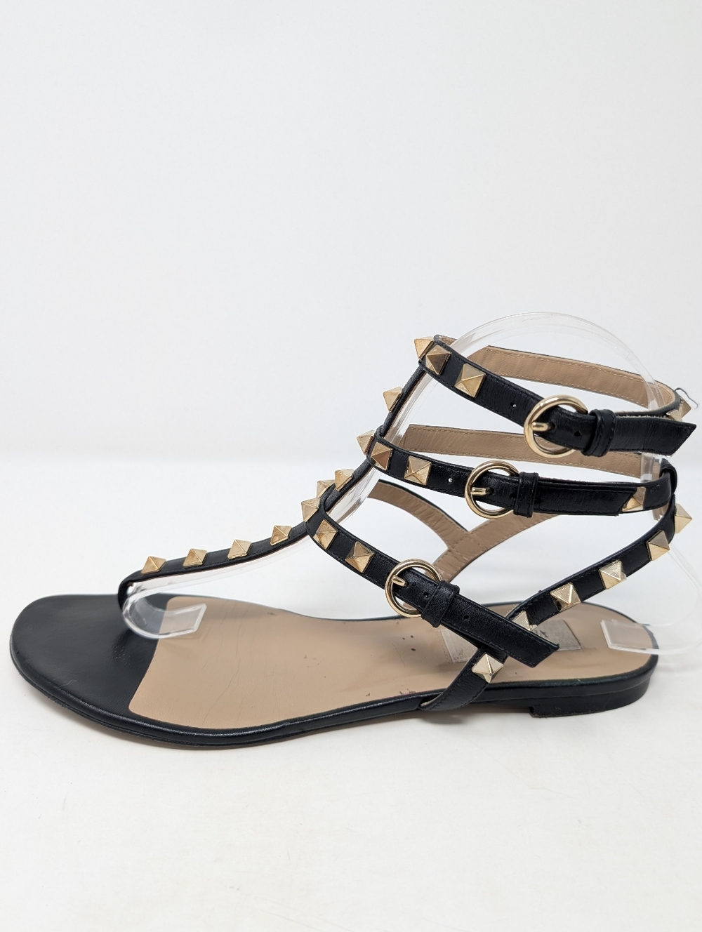 Valentino Garavani Rockstud Black Thong Sandals Size 37.5 Caged Gladiator